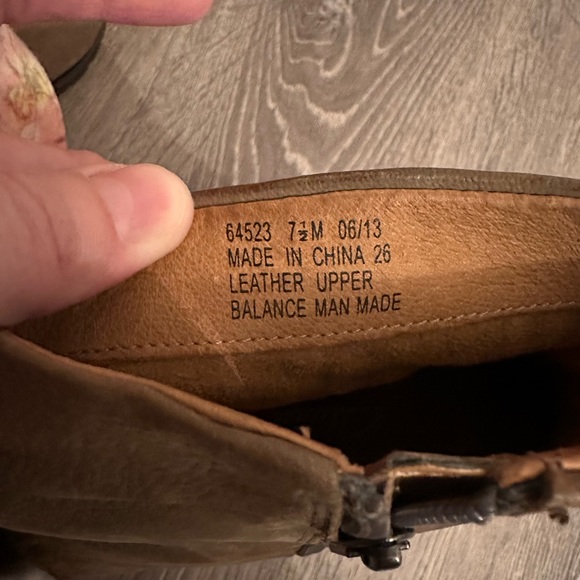 INDIGO by Clarks 'Mission Zelle' Ankle Boots Size: 7 1/2 - Picture 2 of 4